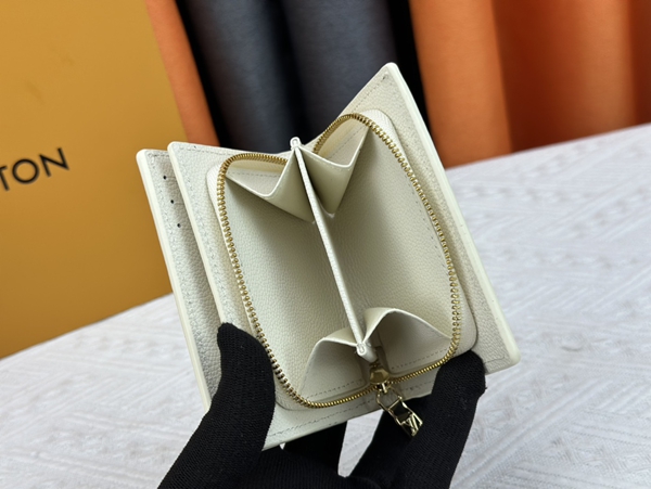 LVコピーウォレット角部分ディテール